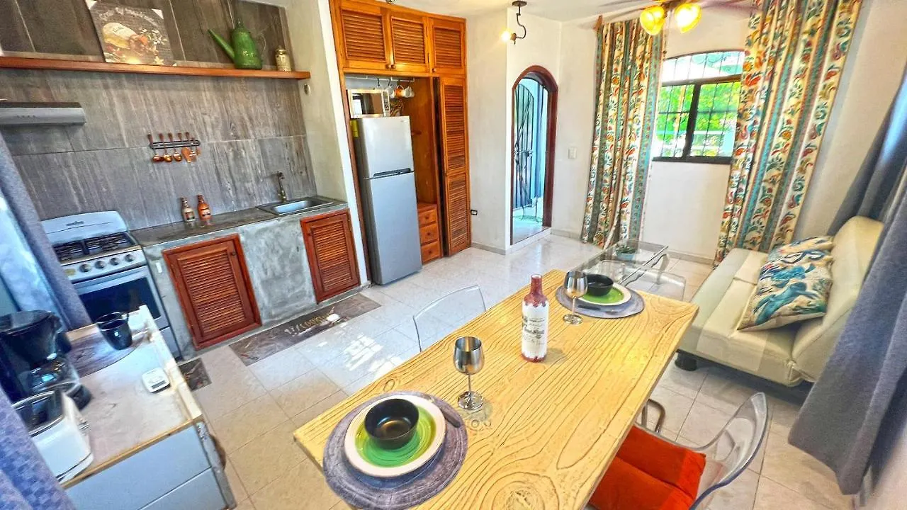 Kingsize Condo Bambu Beachside Puerto Morelos Appartement